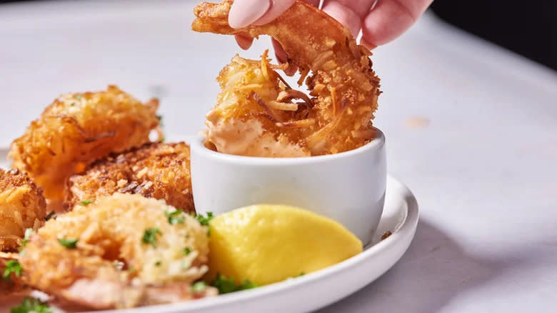 Coconut shrimp in dipping sauce