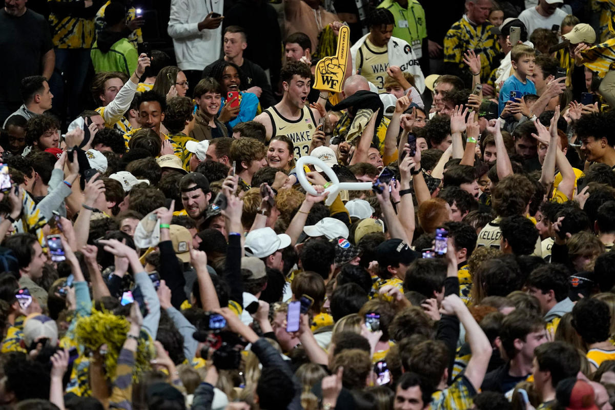 College basketball ready to rev up with fans in the stands - The