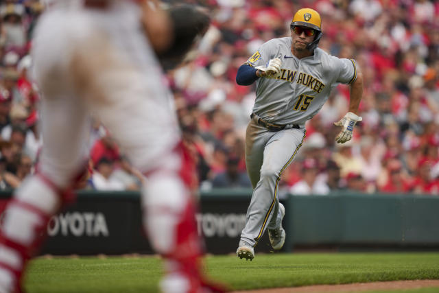 Milwaukee Brewers: Rowdy Tellez Sustains Injury Shagging Fly Balls