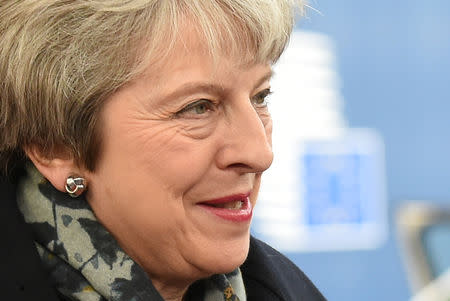 En la imagen, la primera ministra británica, Theresa May, en una reunión de líderes de la Unión Europea en Bruselas, 13 de diciembre de 2018. REUTERS/John Thys