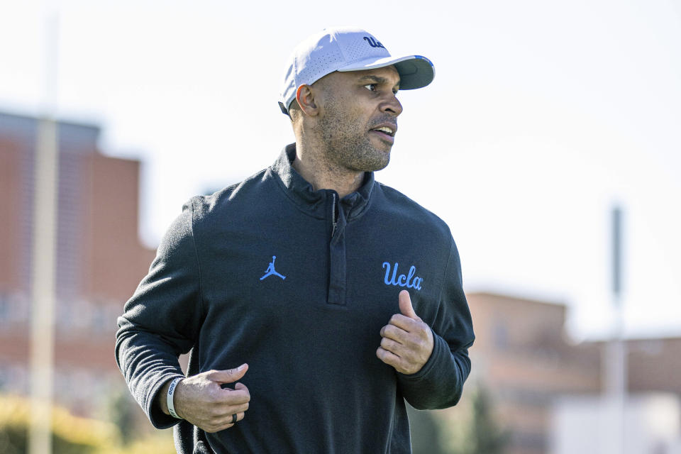 This photo provided by UCLA shows NCAA college football defensive coordinator D'Anton Lynn during practice in Los Angeles Aug. 9, 2023. Lynn is part of a number of coordinators who are doing well in their first season in the Pac-12.(UCLA via AP)