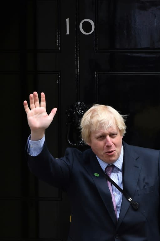 Some in Brussels hope that May has a stronger position after the resignation of foreign minister Boris Johnson and Brexit minister David Davis