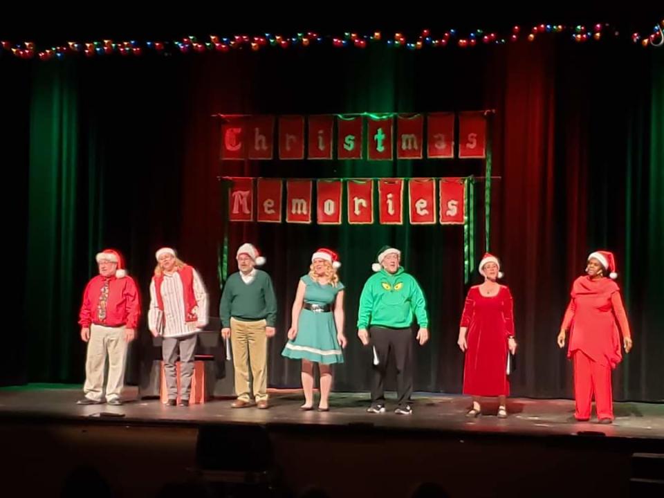 The cast of Christmas Memories, seen here in 2021, will sing, dance and share heart-warming holiday stories this week during the 2022 performances of Christmas Memories at Freeport High School's Jeanette Lloyd Theatre.