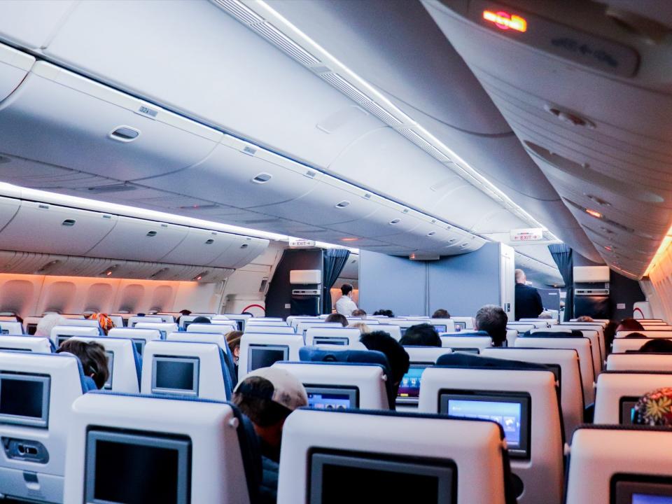 British Airways Flight from London to New York Boeing 777-200 — Qatar Trip 2021