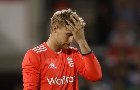Britain Cricket - England v Pakistan - NatWest International T20 - Emirates Old Trafford - 7/9/16 England's Joe Root looks dejected Action Images via Reuters / Lee Smith Livepic