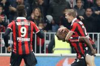 Football Soccer - Nice v Paris St Germain - French Ligue 1 - Allianz Riviera Stadium, Nice, France, 30/04/2017. Nice's Vincent Koziello (R) celebrates with Ricardo Pereira (C) who scores goal against Paris St Germain. REUTERS/Eric Gaillard