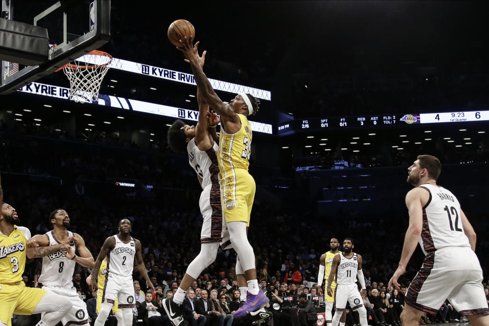 Los Angeles Lakers' Dwight Howard (39) shoots over Brooklyn Nets' Jarrett Allen (31) during the first half of an NBA basketball game Thursday, Jan. 23, 2020, in New York. (AP Photo/Frank Franklin II)