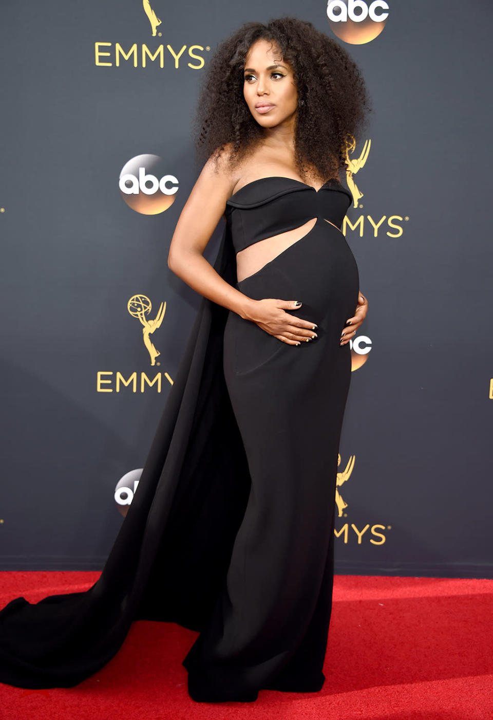 <p>Kerry Washington arrives at the 68th Emmy Awards at the Microsoft Theater on September 18, 2016 in Los Angeles, Calif. (Photo by Getty Images)</p>