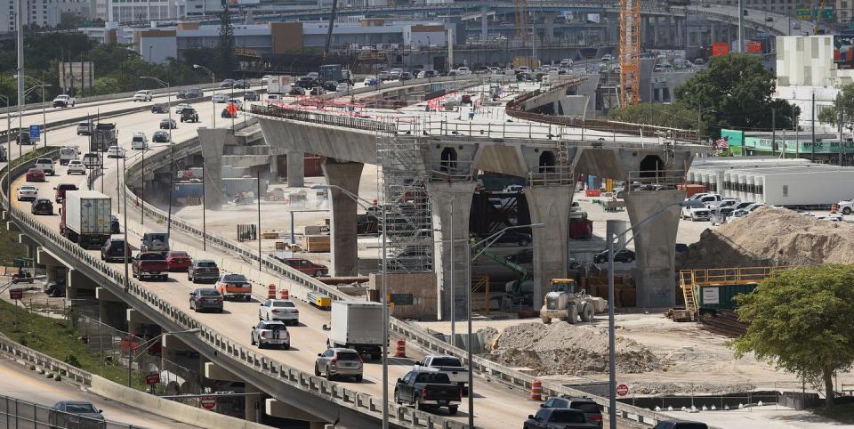 miami building massive 800 million dollar signature bridge