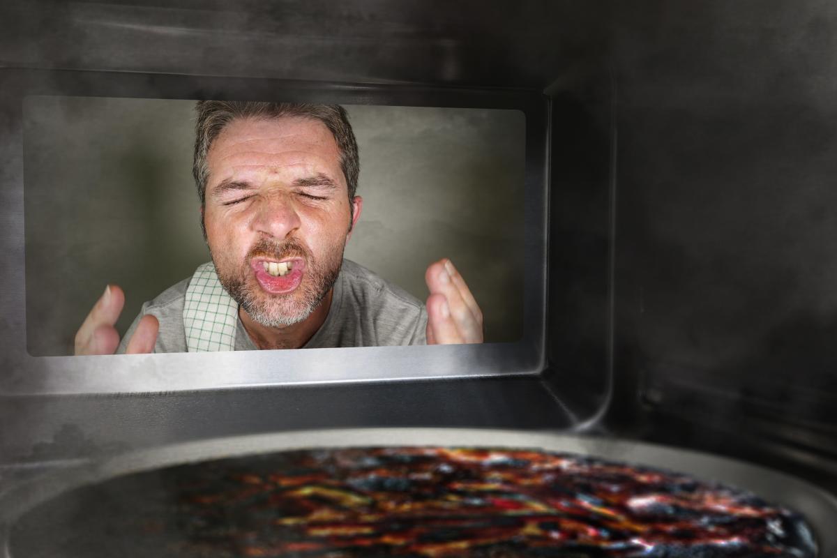 These Epic Microwave Fails Have Us Equally Terrified and Unable to Stop