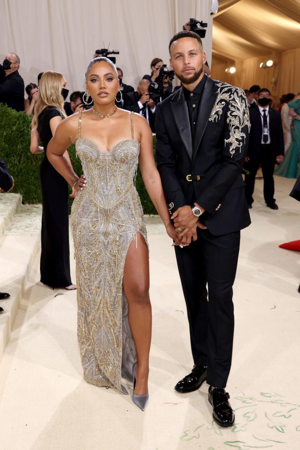 Ayesha and Stephen Curry at the 2021 Met Gala.