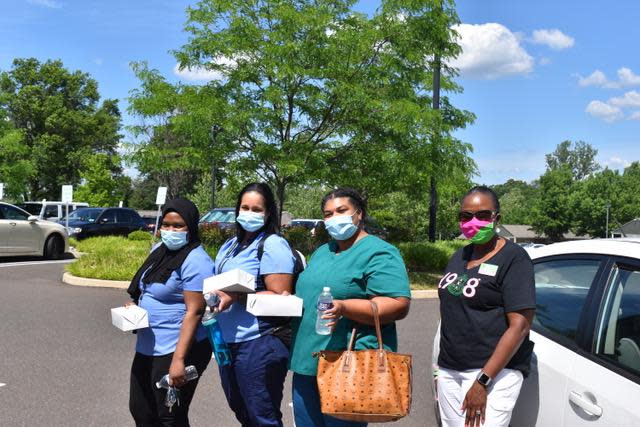 The Omega Zeta Omega Bucks County chapter of Alpha Kappa Alpha Sorority Inc. partnered with B&T Caterers to provide 150 meals to workers at Christ's Home Senior Care in Warminster.