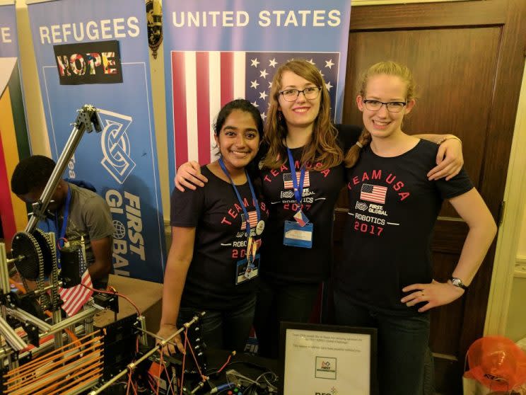 The members of Team USA from left to right: Sanjna Ravichandar, Colleen Johnson, and Katie Johnson. Courtesy: Rob Pegoraro