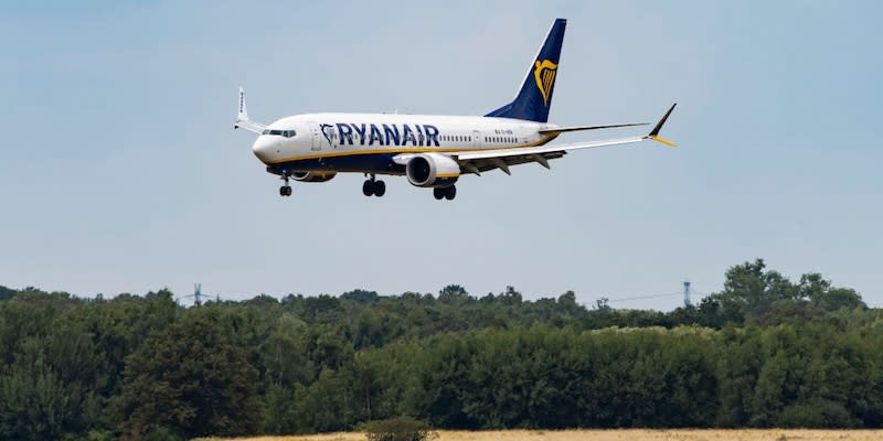 Ryanair Boeing 737 MAX 8 landet am Flughafen (Symbolbild).<span class="copyright">Getty Images/NurPhoto</span>