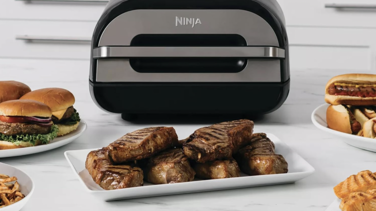 ninja sizzle smokeless indoor grill and griddle black friday