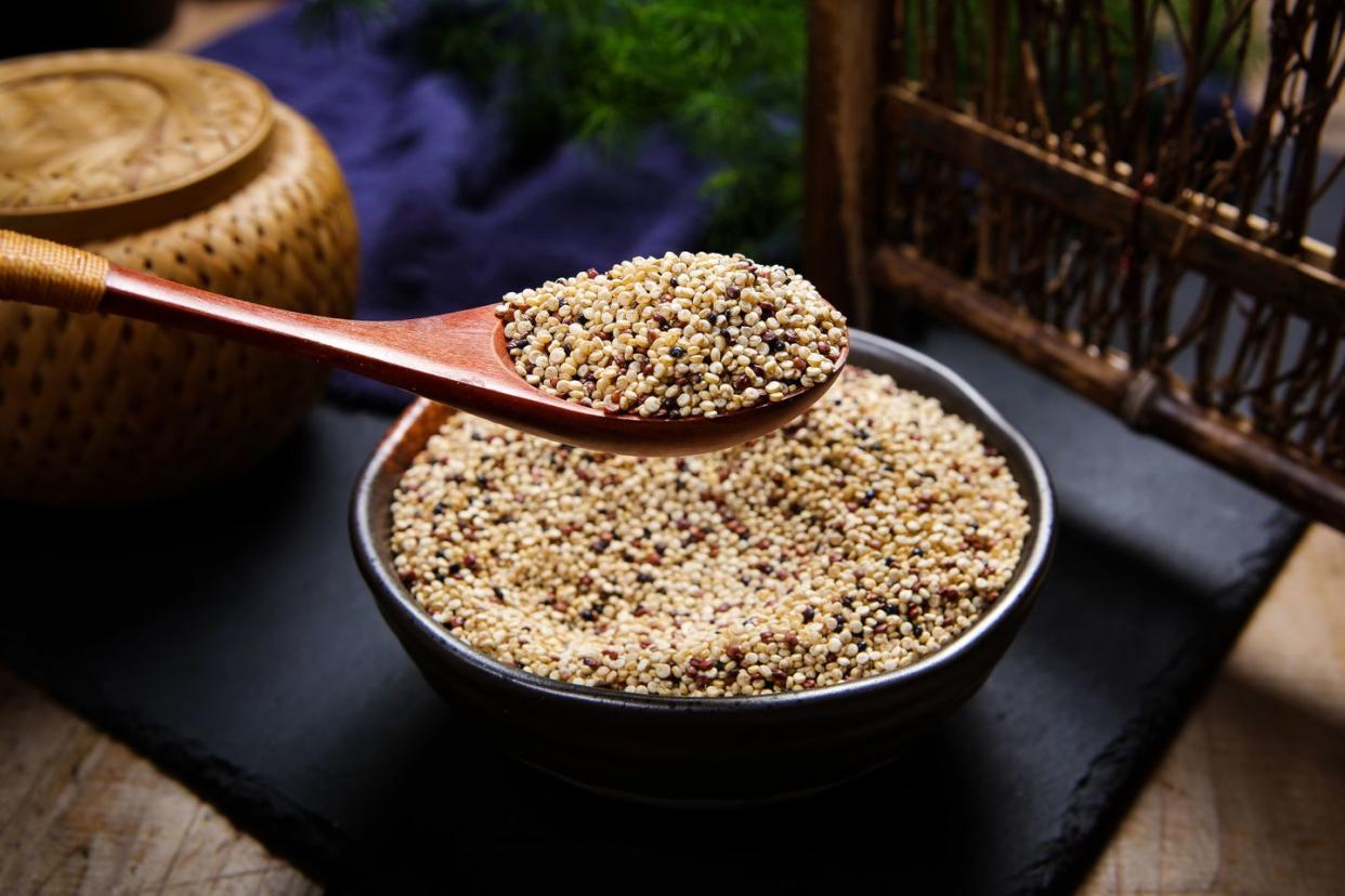 a large number of trichromatic quinoa