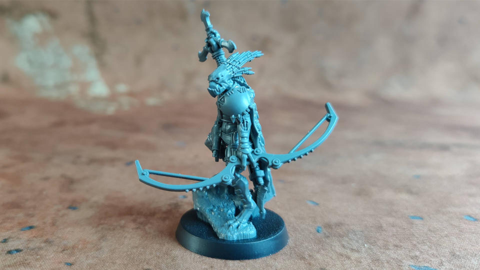 Kroot War Shaper model on a wasteland backdrop