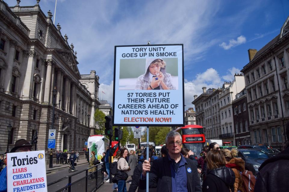 uk smoking protest