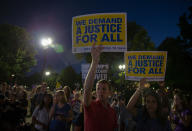 <p>Pro-choice and anti-abortion protesters demonstrate in front of the U.S. Supreme Court on July 9, 2018 in Washington, D.C. (Photo: Tasos Katopodis/Getty Images) </p>