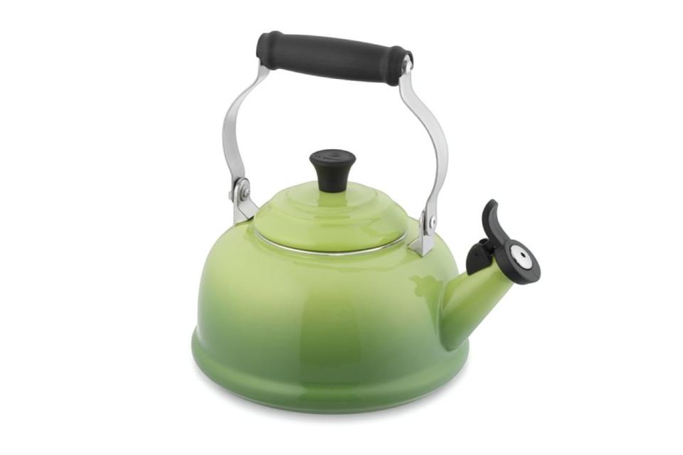 Le Creuset Classic Tea Kettle