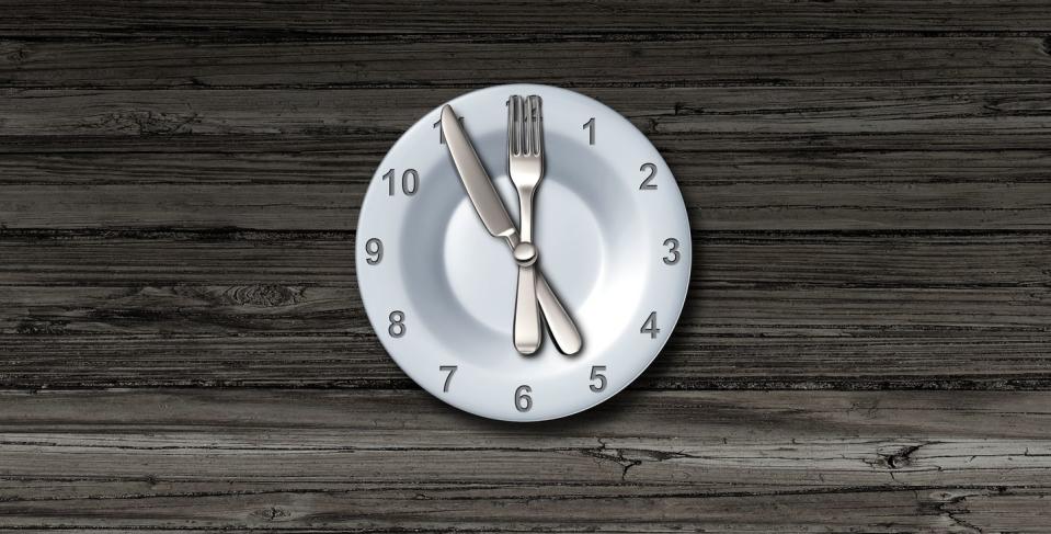 6) Intermittent Fasting