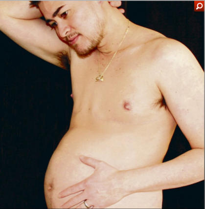 Thomas Beatie, durante su embarazo en 2008