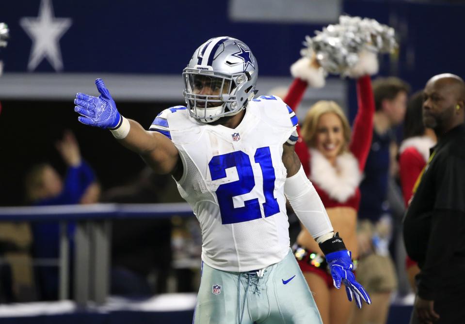 It's good: Ezekiel Elliott got the Dallas offensive linemen some big Christmas gifts. (AP)