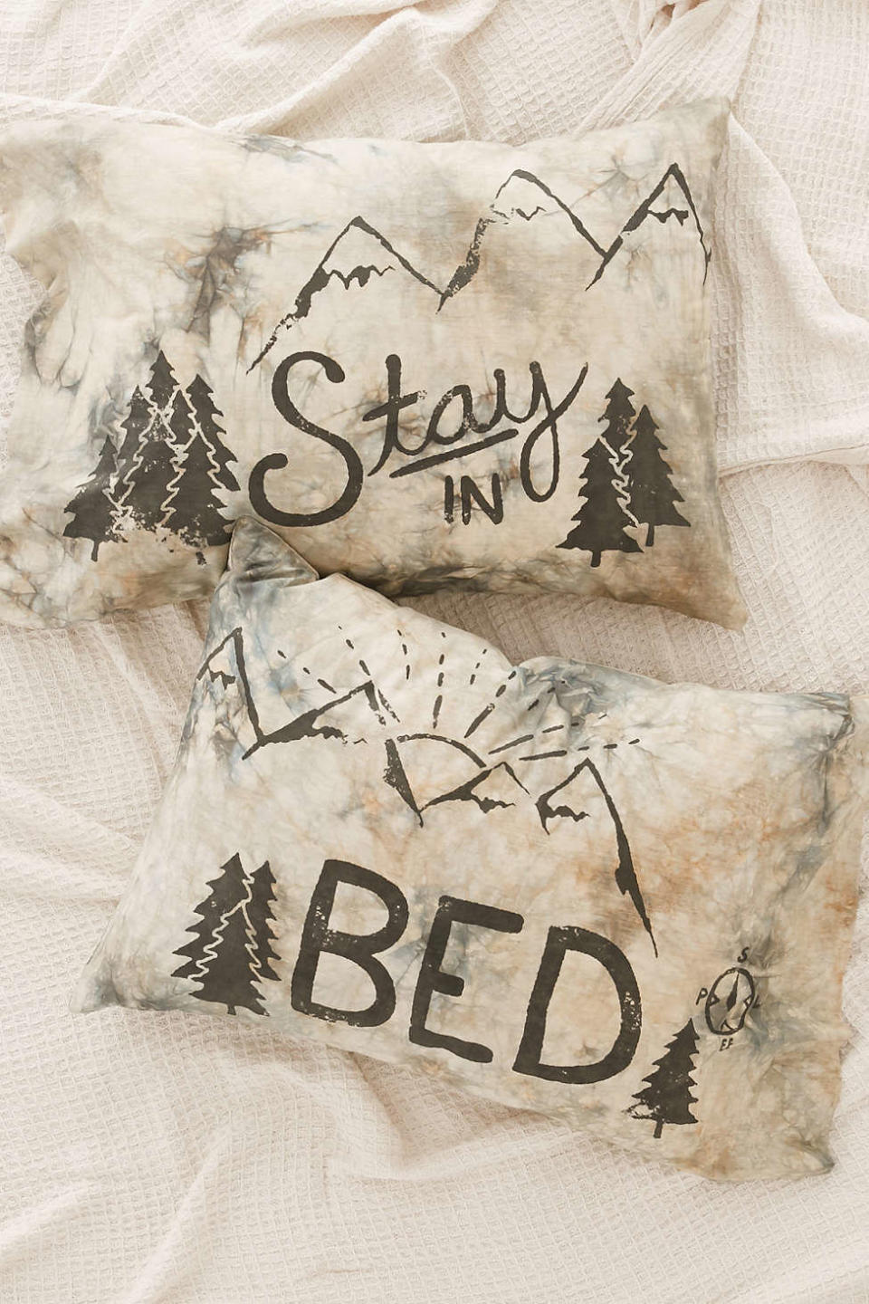 <a href="http://www.urbanoutfitters.com/urban/catalog/productdetail.jsp?id=40088544&amp;category=A_DEC_BEDDING" target="_blank">Stay In Bed Dyed Pillowcase&nbsp;Set</a>, $39 at <a href="http://www.urbanoutfitters.com/urban/index.jsp?cm_sp=SITE_HEADER-_-HOME-_-index.jsp" target="_blank">Urban Outfitters</a>