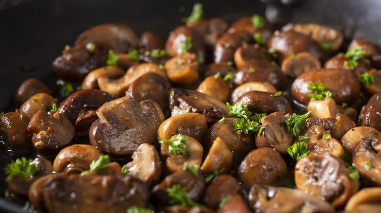 mushrooms cooking