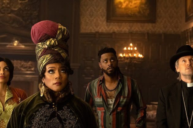 Disney Releases ‘haunted Mansion Trailer Starring Rosario Dawson Lakeith Stanfield And More 