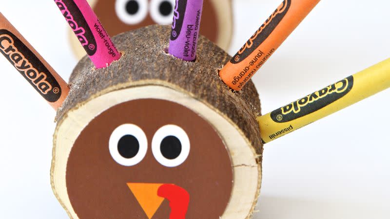 crayon turkey thanksgiving crafts