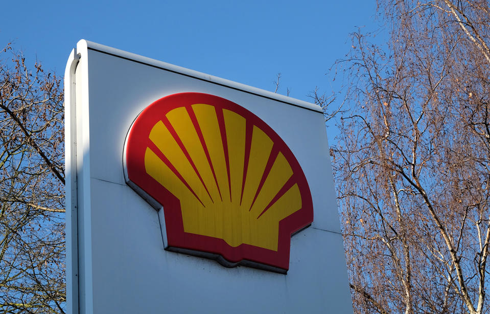 <p>Diese Muschel kennt wahrscheinlich jeder. Mit Shell befindet sich auf dem 3. Platz ebenfalls ein Mineralölunternehmen, das zwar seinen Sitz in den Niederlanden hat, aber auf der ganzen Welt aktiv ist.<br>(Foto: AP Images) </p>