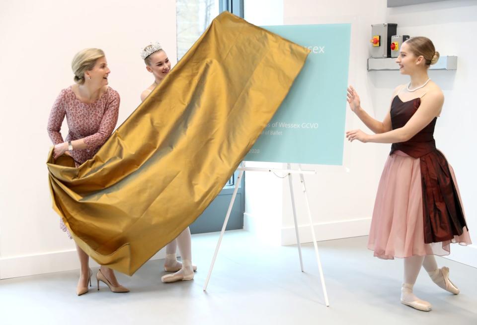 <p>Sophie, Countess of Wessex unveils a plaque at the opening of the Countess of Wessex Studios at the Central School of Ballet.</p>