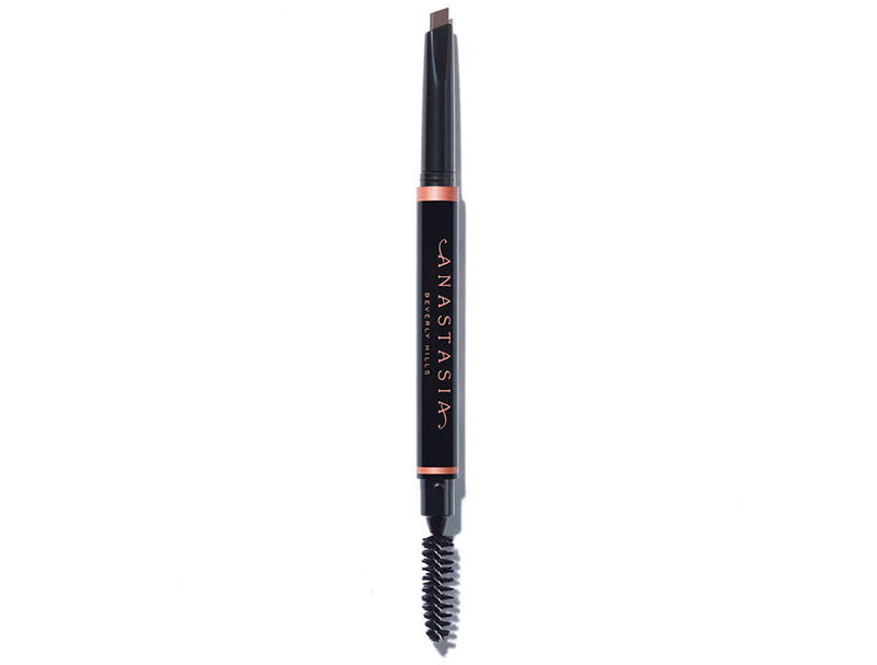 Using a brow pencil to accentuate the star's freckles? A stroke of genius. (Photo: Ulta)