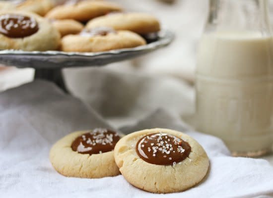 <strong>Get the<a href="http://aspicyperspective.com/2010/11/catch-spirit.html" target="_hplink"> Dulce de Leche and Nutella Thumbprints with Sea Salt recipe </a>by A Spicy Perspective</strong>
