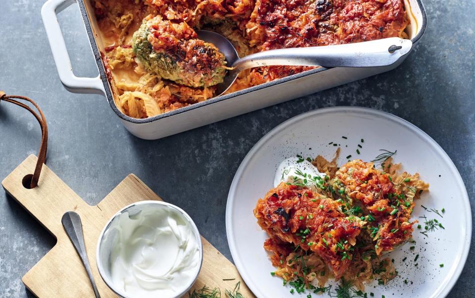 Baked cabbage rolls