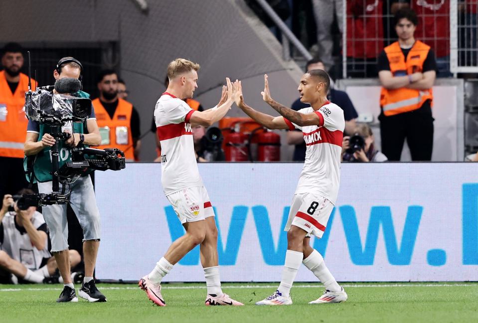 Enzo Millot und Maximilian Mittelstädt zweifeln am Bundesliga-Eröffnungsspiel des VfB Stuttgart.