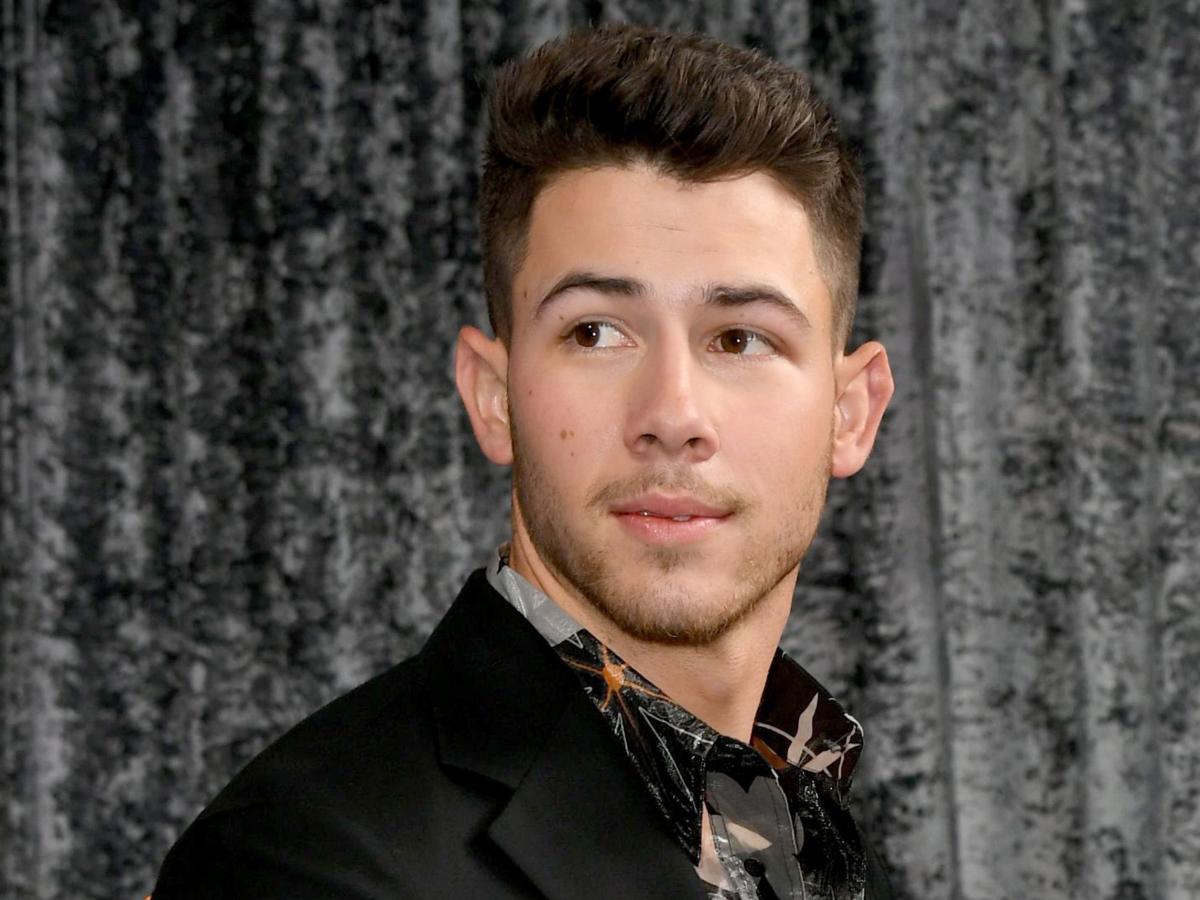 guys with iphones nick jonas