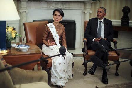 Myanmar's State Counsellor Aung San Suu Kyi talks to the media during a bilateral meeting with U.S. President Barack Obama at the Oval Office of the White House in Washington, D.C., U.S. September 14, 2016. REUTERS/Carlos Barria