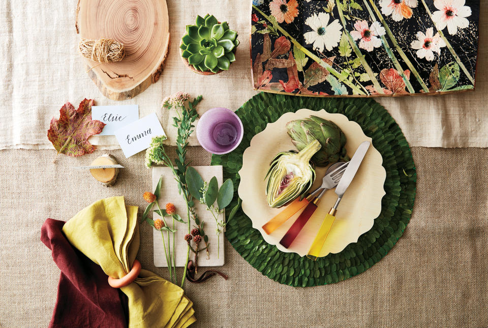 Bamboo Plates: Organic Holiday Table Setting