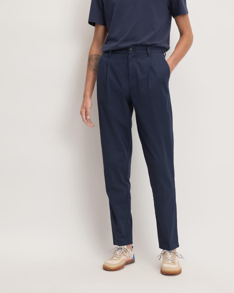 <p><a href="https://go.redirectingat.com?id=74968X1596630&url=https%3A%2F%2Fwww.everlane.com%2Fproducts%2Fmens-organic-cotton-pleated-chino-navy&sref=https%3A%2F%2Fwww.esquire.com%2Fstyle%2Fmens-fashion%2Fg60443576%2Fbest-high-waisted-pants%2F" rel="nofollow noopener" target="_blank" data-ylk="slk:Shop Now;elm:context_link;itc:0;sec:content-canvas" class="link ">Shop Now</a></p><p>The Pleated Air Chino</p><p>everlane.com</p><p>$108.00</p>