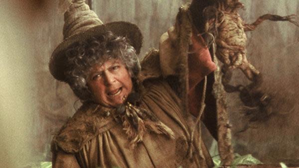 Miriam Margolyes como la profesora Sprout en Harry Potter (Imagen: Everett Collection)