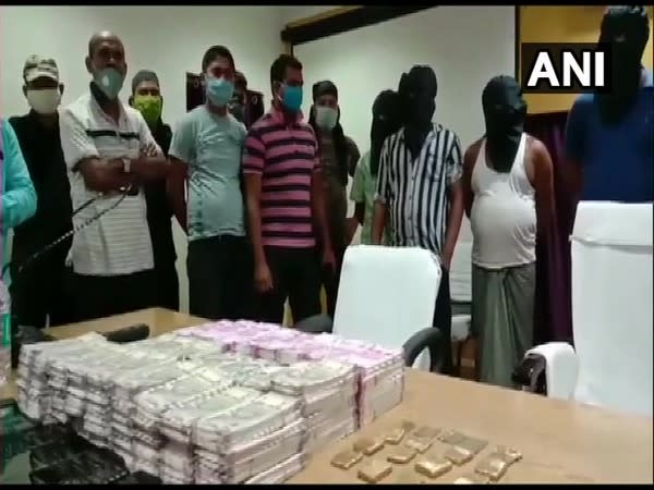 FICN worth over Rs 1 crore recovered in Cooch Behar by West Bengal police. [Photo/ANI]