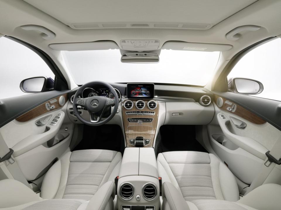 2015 Mercedes-benz C-Class interior