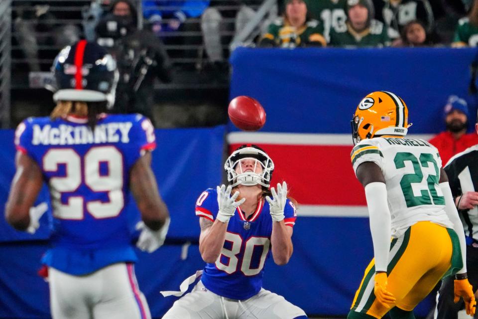 Dec 11, 2023; East Rutherford, New Jersey, USA; New York Giants wide receiver Gunner Olszewski (80) goes for the ball during the second quarter against the Green Bay Packers at MetLife Stadium. Mandatory Credit: Robert Deutsch-USA TODAY Sports