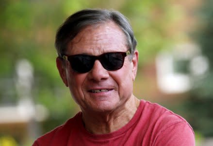 FILE PHOTO: Michael Ovitz, co-founder of Creative Artists Agency and former Walt Disney Company president arrives for the the annual Allen and Co. media conference Sun Valley, Idaho July 7, 2015.  REUTERS/Mike Blake/File Photo