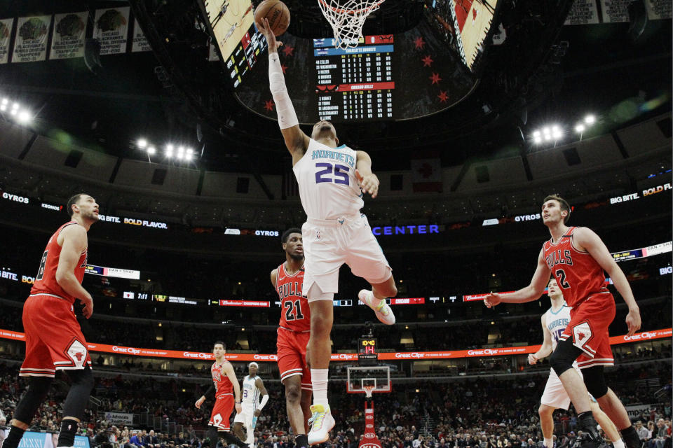 Charlotte Hornets forward P.J. Washington Jr. (25) shoots during the first half of the team's NBA basketball game against the Chicago Bulls in Chicago, Thursday, Feb. 20, 2020. (AP Photo/Nam Y. Huh)