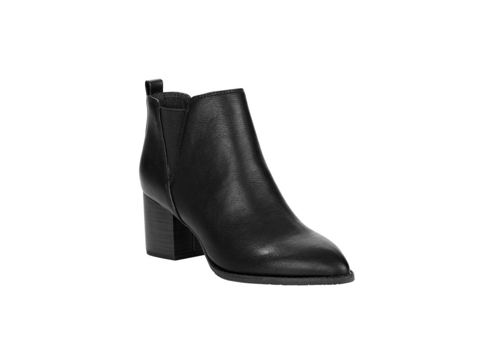These pretty boots look way more expensive than they are. (Photo: Walmart)