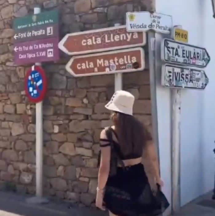 Bahar Şahin ha pasado sus vacaciones en Ibiza junto a Joan Garrido