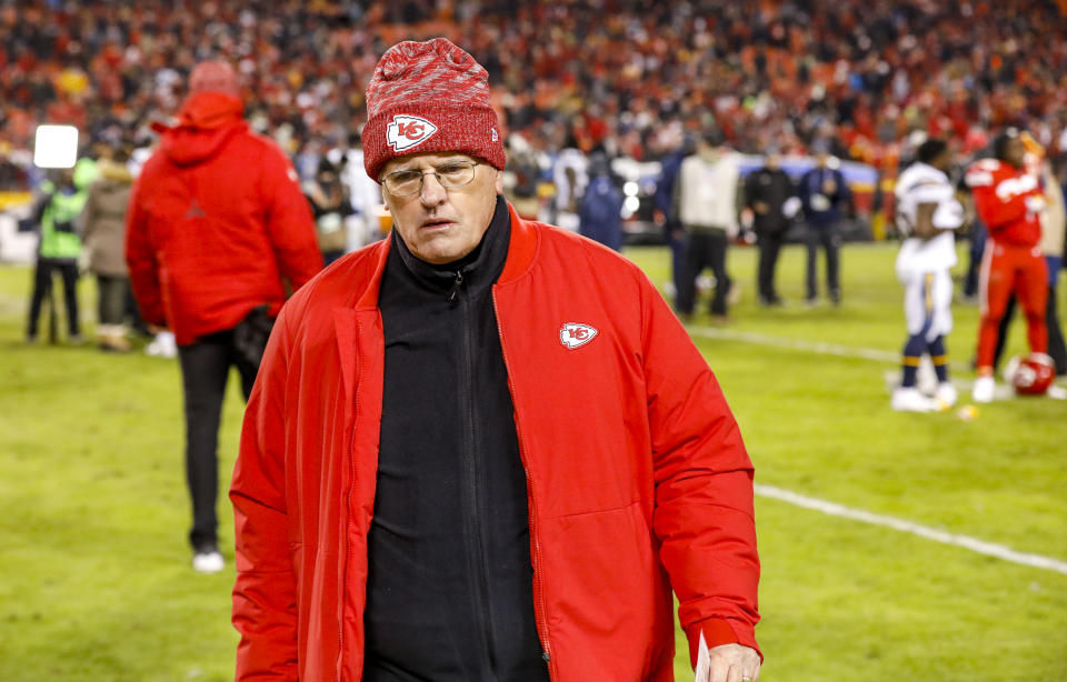 Chiefs defensive coordinator Bob Sutton walks off the field after the 29-28 loss to the Los Angeles Chargers at Arrowhead Stadium on December 13, 2018. (Getty Images)